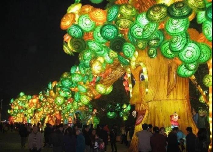 饮料瓶彩灯 饮料瓶彩灯