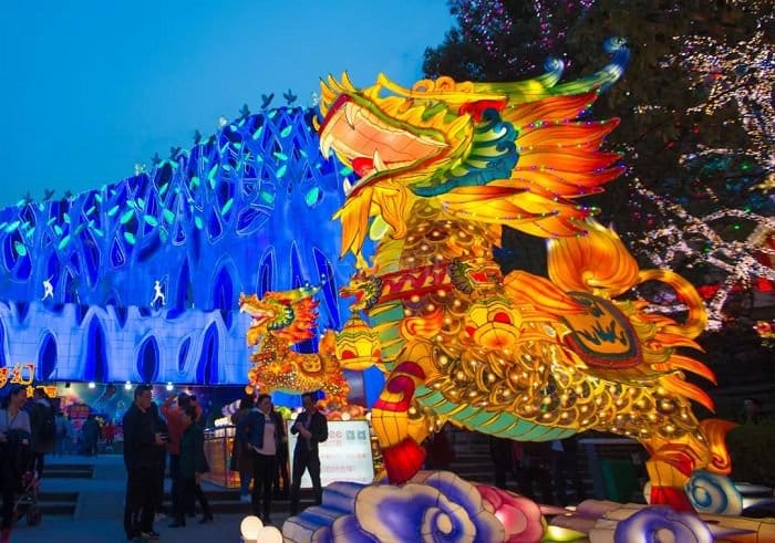 光碟制作的彩灯 光碟制作的彩灯